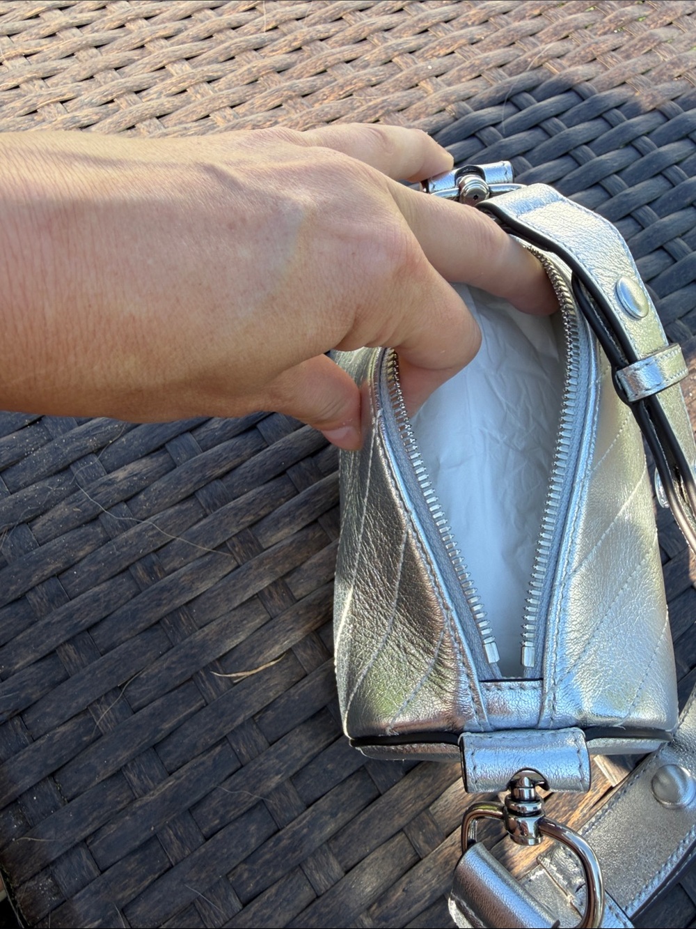 NWT Gucci Blondie Mini Shoulder Bag - Picture 6 of 8